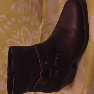 Sun & Stone sz9 Boot